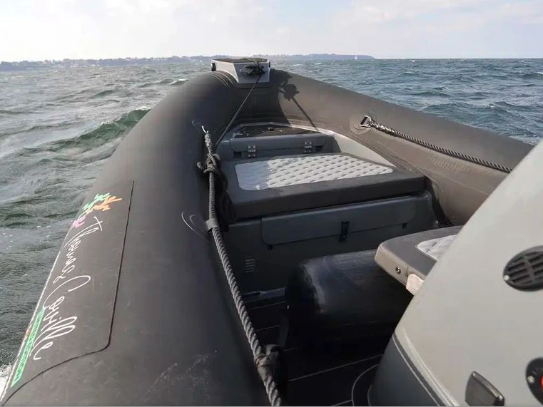 Vermietung Schlauchboot Highfield mit Führerschein