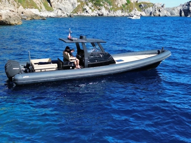 Schlauchboot mit oder ohne Skipper Sea Water mieten in Hyères