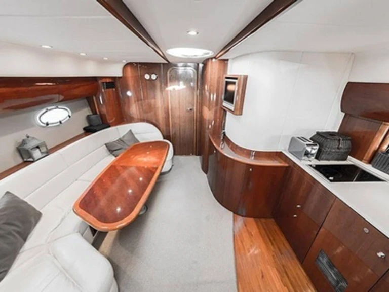 Vermietung Motorboot Princess mit Führerschein