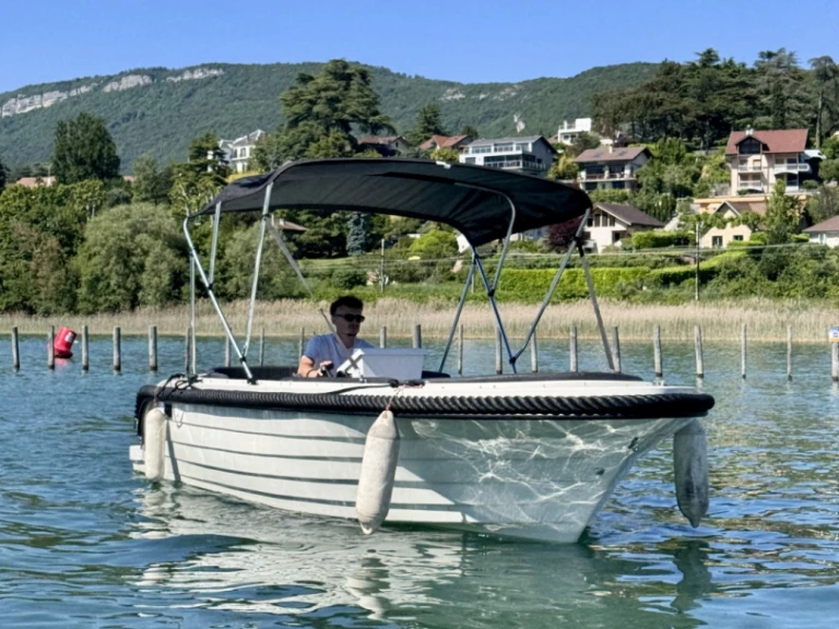 Motorboot mieten in Aix-les-Bains - BRB 555