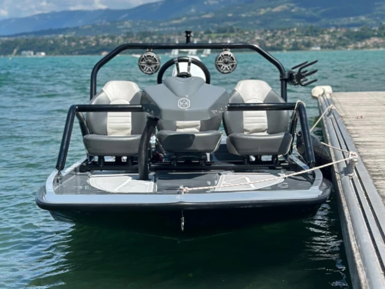 Motorboot mieten in Aix-les-Bains - AWASH sport