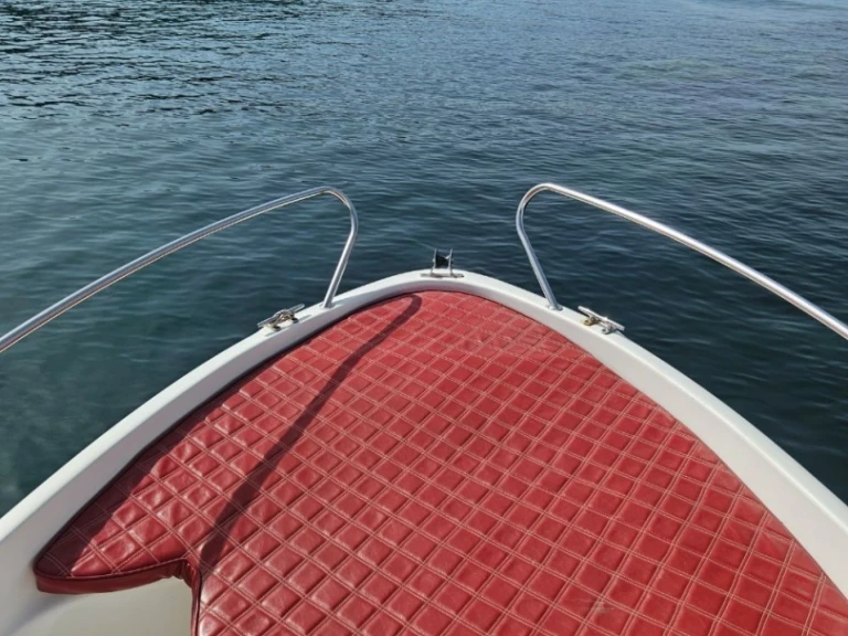 Motorboot mit oder ohne Skipper B2 Marine mieten in Saint-Raphaël