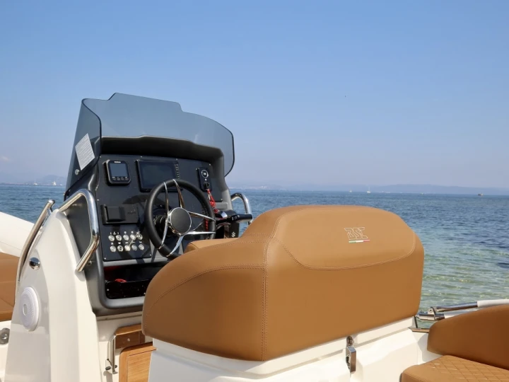 Boot mieten Hyères günstig Bsc 70 élégance