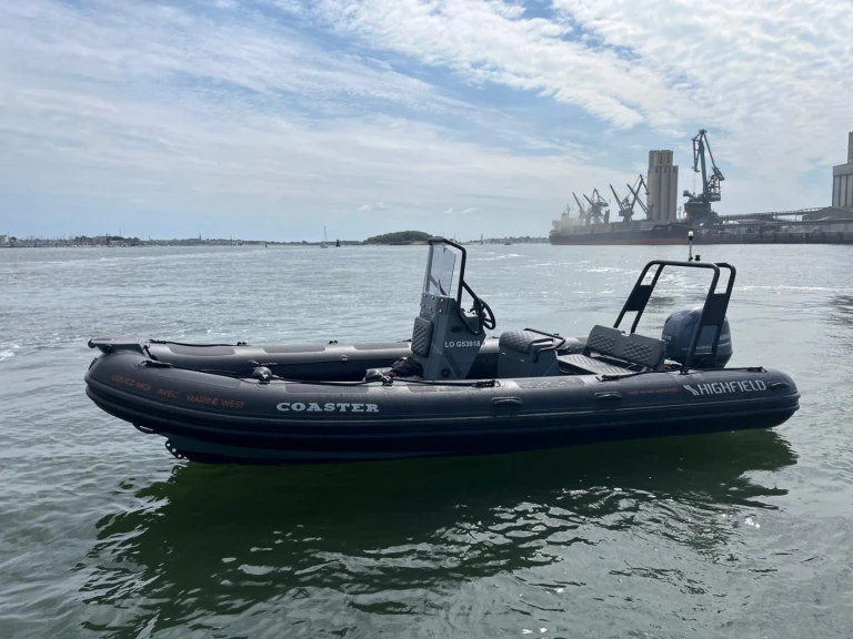 Ein Highfield COASTER 60 mieten in Lorient
