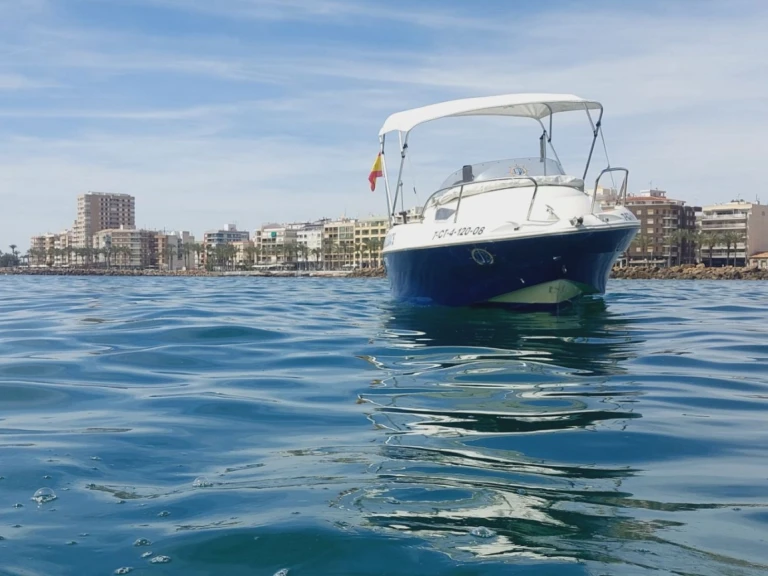 Motorboot mit oder ohne Skipper Quicksilver mieten in Torrevieja