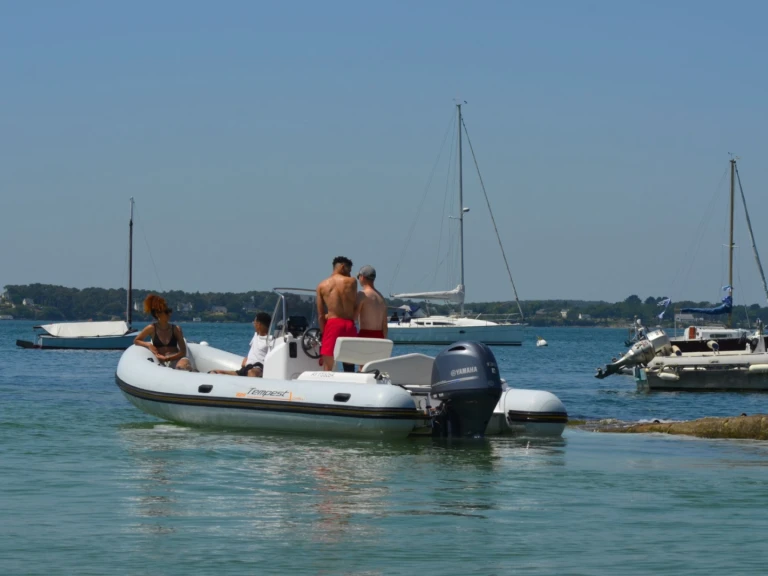 Schlauchboot mieten in Arradon - Capelli Tempest 625 Easy