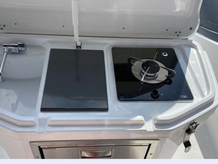 Motorboot mit oder ohne Skipper Salpa mieten in Port Grimaud