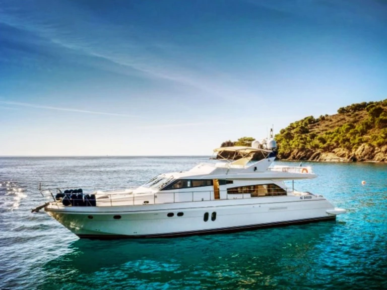 Yacht mit oder ohne Skipper Guy Couach mieten in Marseille