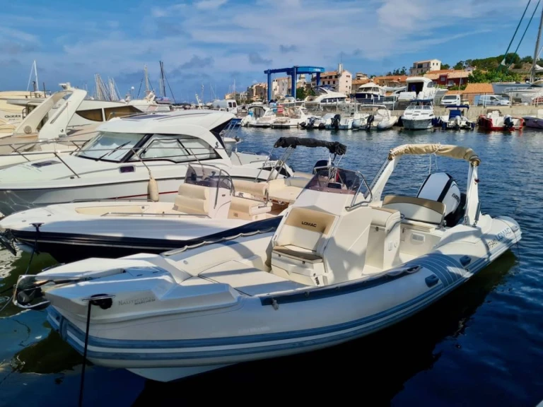 Boot mieten Saint-Florent günstig Lomac 710 IN