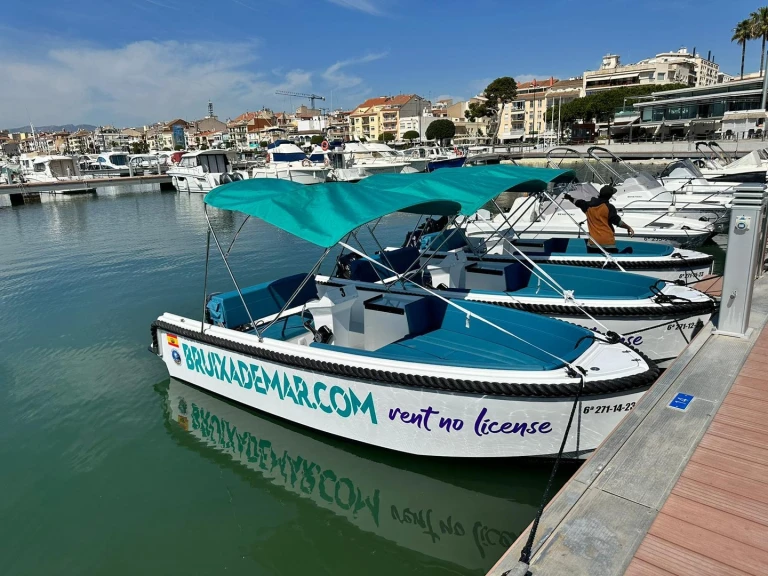 Schlauchboot mit oder ohne Skipper TIFON mieten in Cambrils