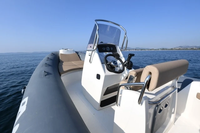 Boot mieten La Trinité-sur-Mer günstig BWA 22 GTO
