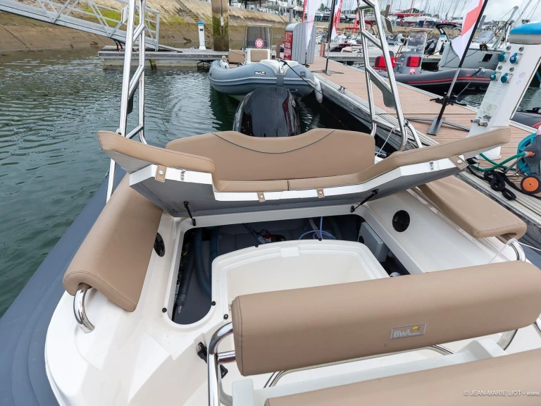 Schlauchboot mieten in La Trinité-sur-Mer zum besten Preis