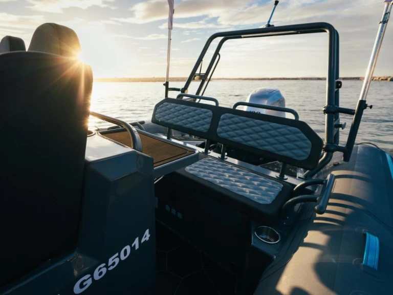 Bootsverleih Highfield Patrol 660 La Trinité-sur-Mer Samboat