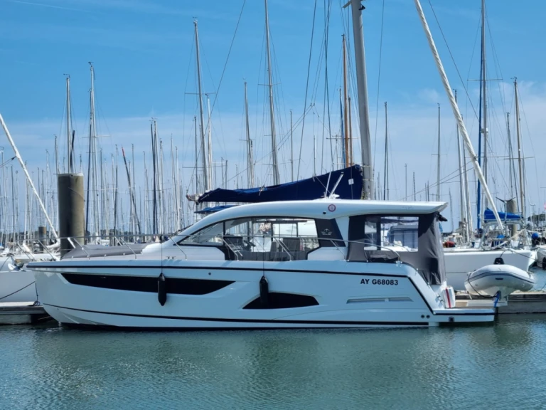 Motorboot mit oder ohne Skipper Sealine mieten in La Trinité-sur-Mer