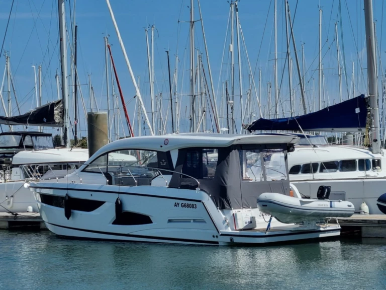 Motorboot mieten in La Trinité-sur-Mer zum besten Preis