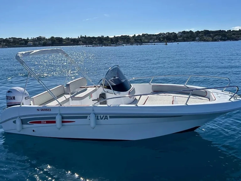 Motorboot mieten in Antibes zum besten Preis