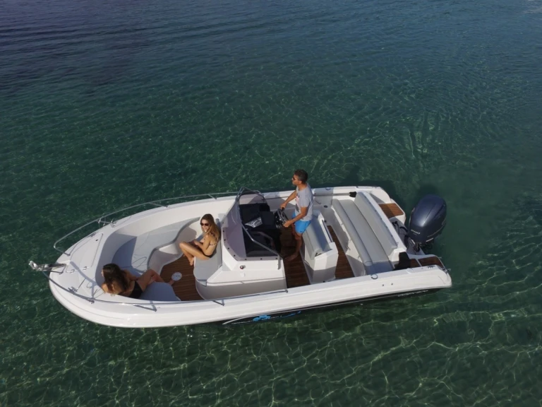 Pacific Craft Pacific Craft 670 Open Trendy mieten Piraillan