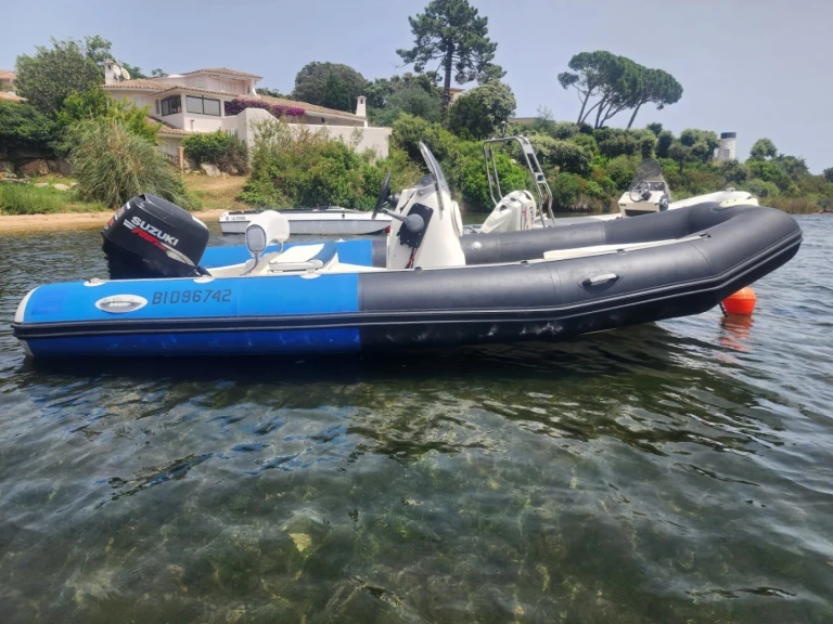 YachtCharter in Porto-Vecchio - Zodiac Sundream auf SamBoat