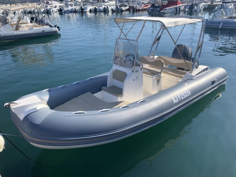 Schlauchboot mieten in Propriano - Capelli Capelli 570 Luxe