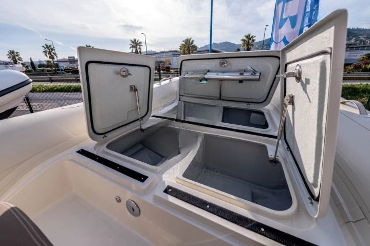 Schlauchboot mit oder ohne Skipper Bsc mieten in Cogolin