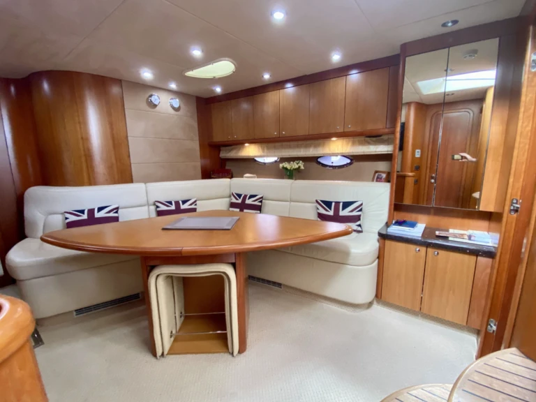 YachtCharter in Saint-Jean-Cap-Ferrat - Sunseeker Portofino 53 auf SamBoat
