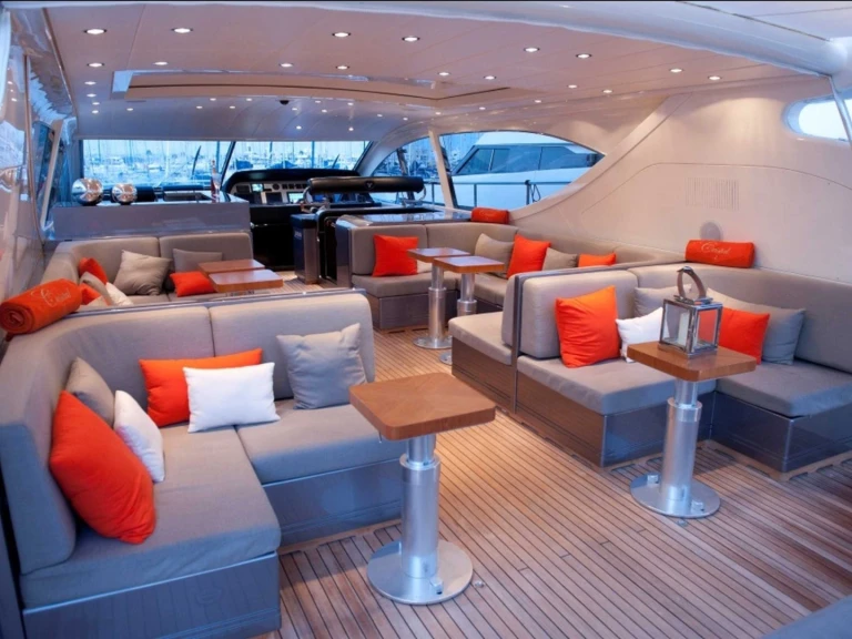 Yacht mieten in Antibes zum besten Preis