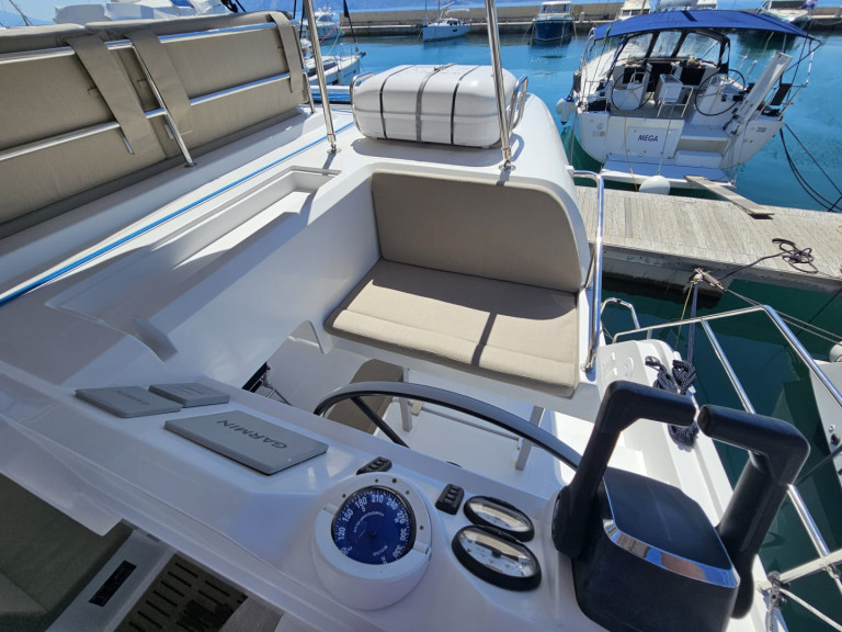 Katamaran mieten in Marina (City) zum besten Preis