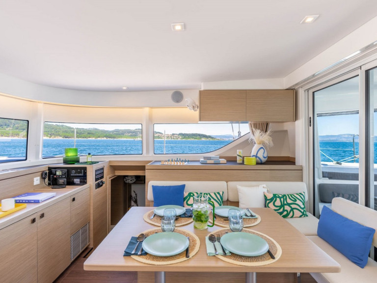 Ein Lagoon Lagoon 43 mieten in Salerno