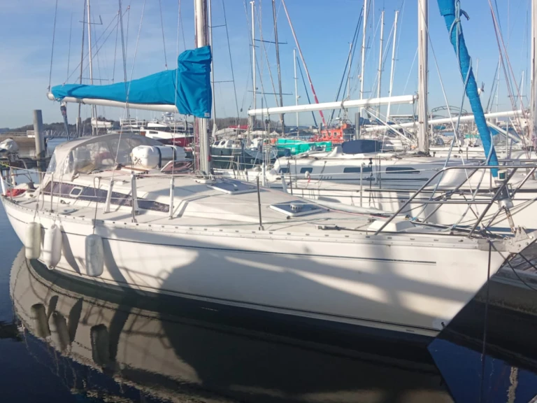 Boot mieten Lorient günstig Sun Rise DL