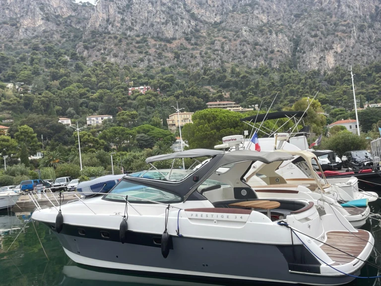 Motorboot mieten in Beaulieu-sur-Mer zum besten Preis