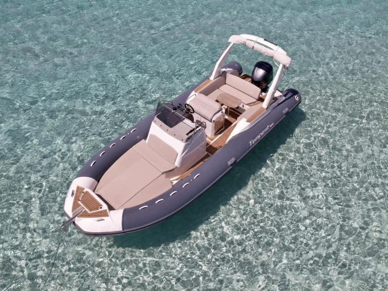 Capelli Tempest 800 mieten Marina Botafoch