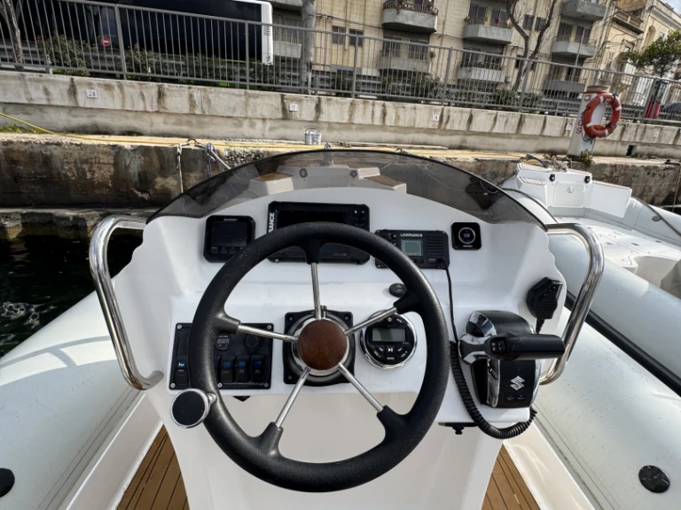 Onda marine 750 mieten Pietà