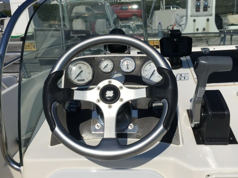 Motorboot mieten in Mandelieu-la-Napoule - Ocqueteau Olympio 630