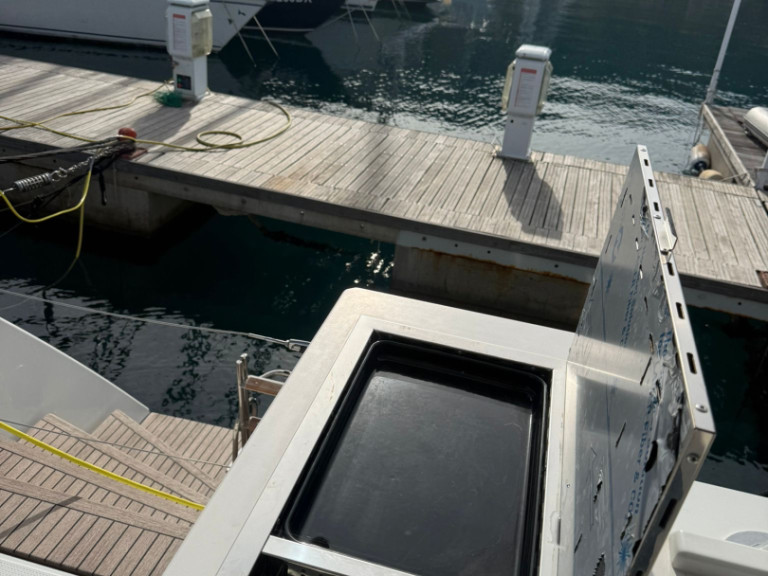 Katamaran mieten in Vibo Marina zum besten Preis