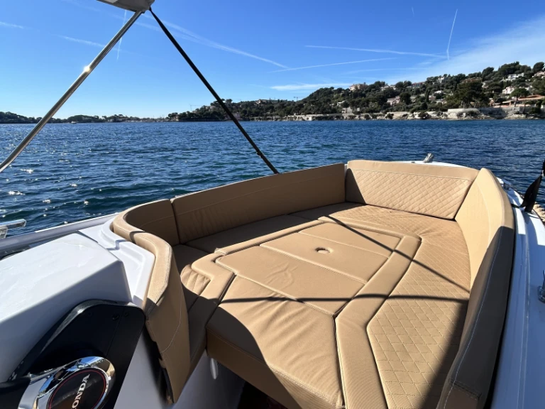 Motorboot mieten in Saint-Jean-Cap-Ferrat zum besten Preis