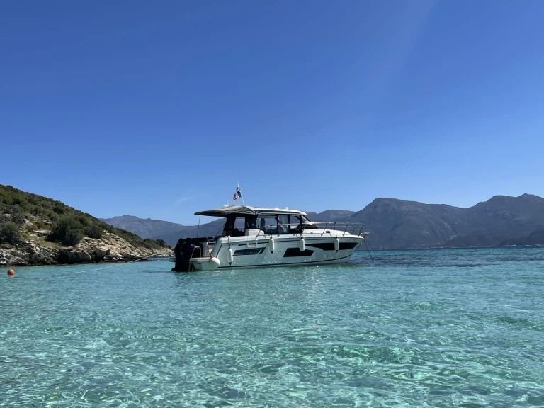 Vermietung Motorboot Jeanneau mit Führerschein