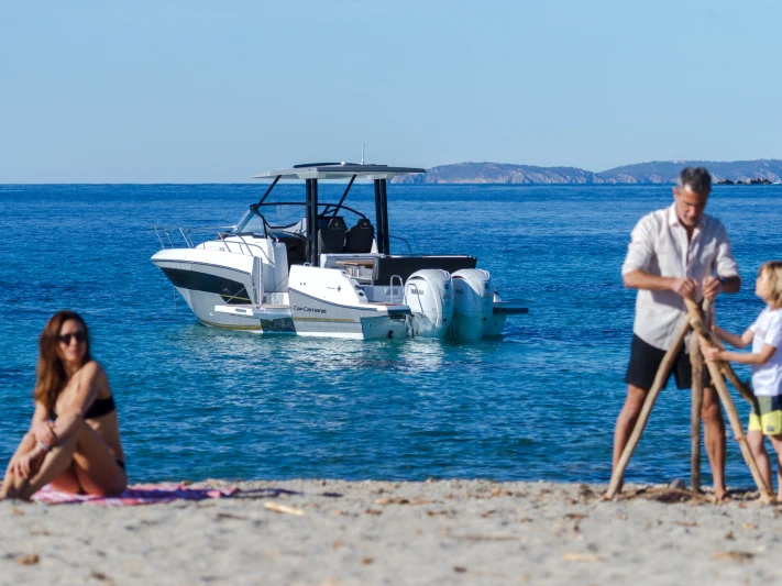 Jeanneau Cap Camarat 9.0 WA mieten Port de Hyères (St Pierre)