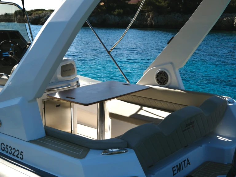 Schlauchboot mieten in Juan-les-Pins zum besten Preis