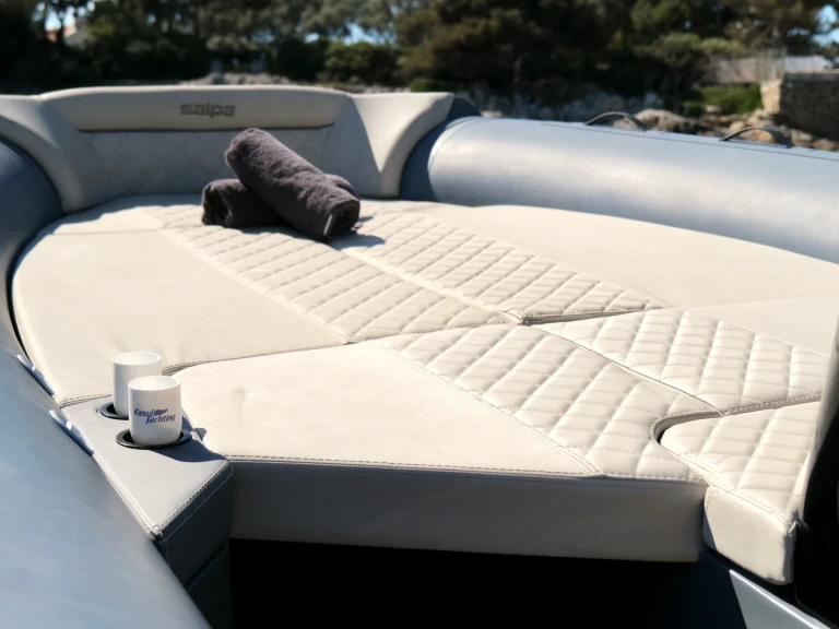 YachtCharter in Juan-les-Pins - Salpa Salpa Soleil 24,5 auf SamBoat