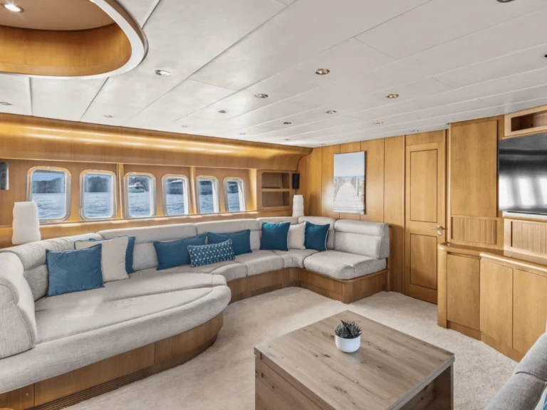 Yacht mieten in Port Grimaud zum besten Preis