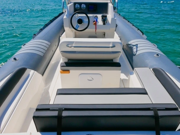 Lomac Lomac 790 IN mieten Hyères