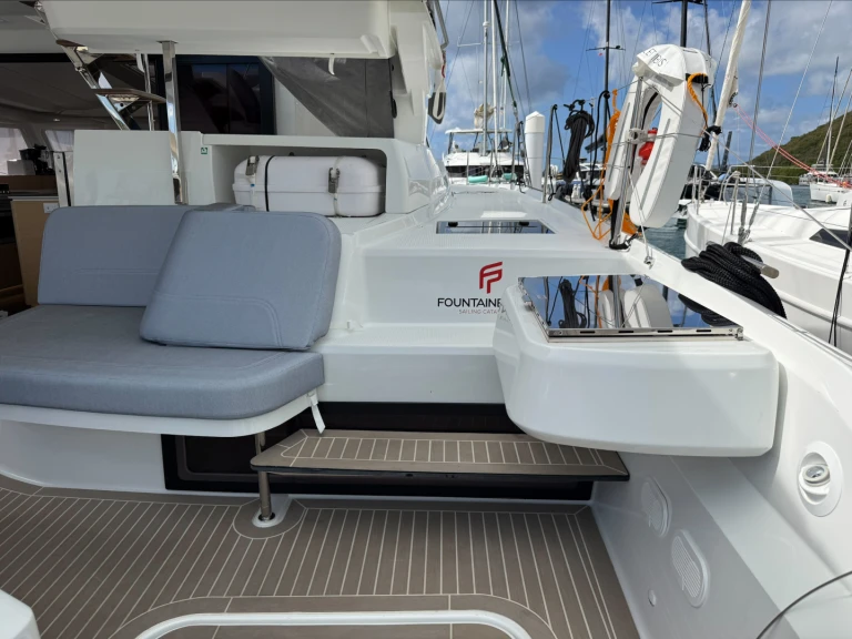 Ein Fountaine Pajot Fountaine Pajot FP 44 Maestro - 3 cab. mieten in Road Town
