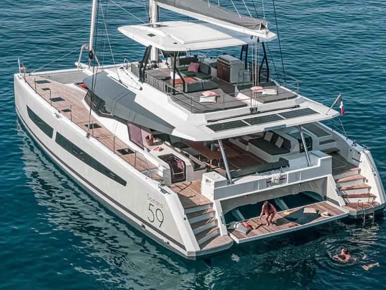 Katamaran mit oder ohne Skipper Fountaine Pajot mieten in Capo d'Orlando