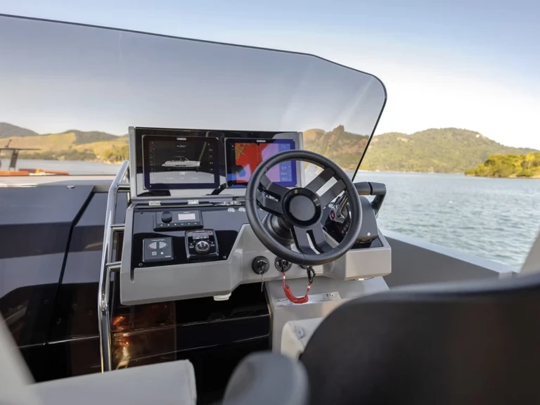 Bootsverleih De Antonio D32 Marina Botafoch Samboat