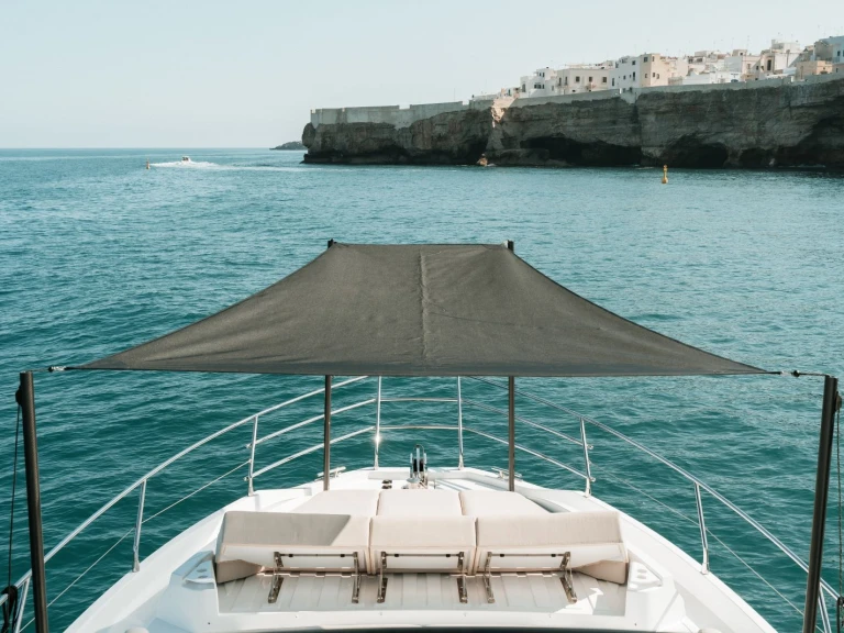 YachtCharter in Polignano a Mare - Azimut Azimut 53 Fly auf SamBoat