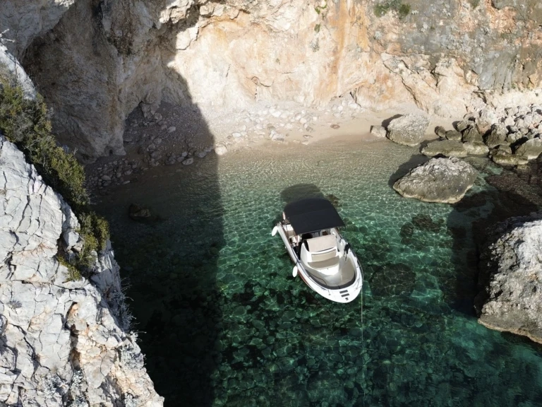 HM FLY 22 mieten Kaštela