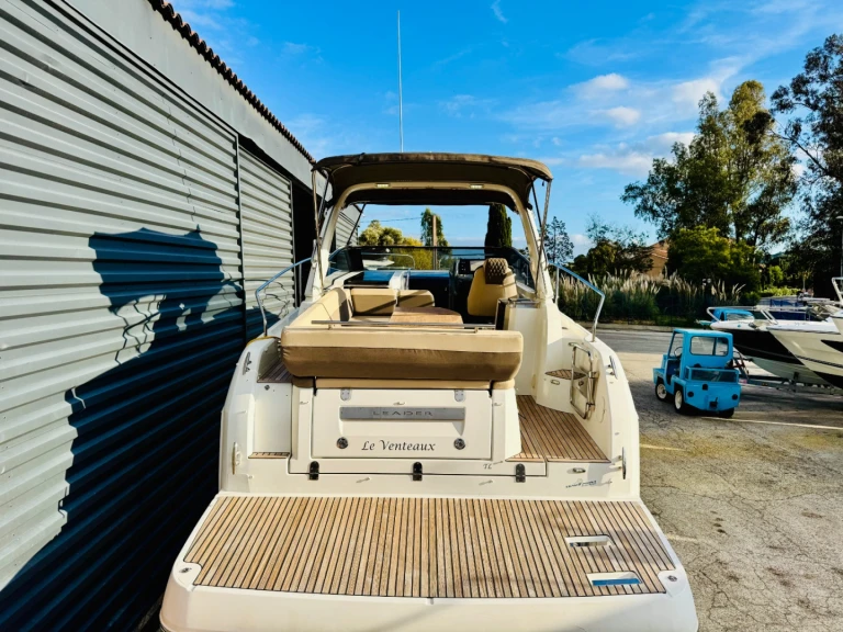 YachtCharter in Fréjus - Jeanneau Leader 30 auf SamBoat