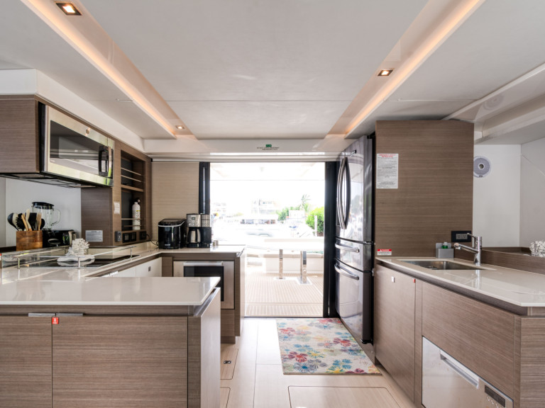 Ein Leopard 53 Motor Yacht mieten in Tortola