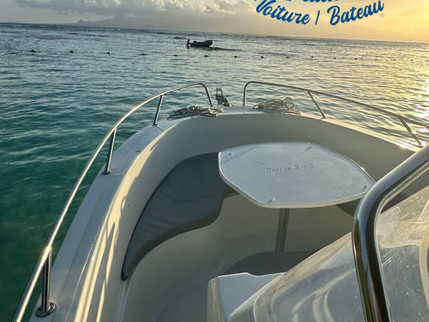 Motorboot mit oder ohne Skipper Pacific Craft mieten in Le Gosier