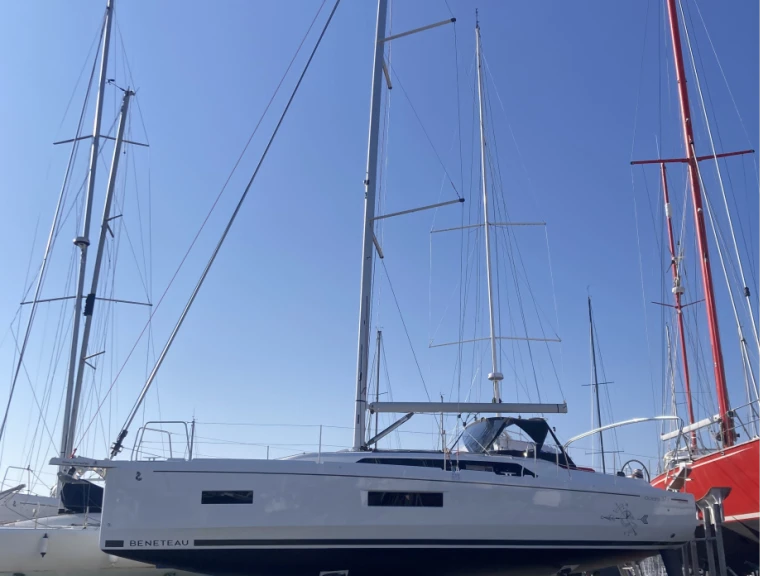 Vermietung Segelboot Bénéteau mit Führerschein